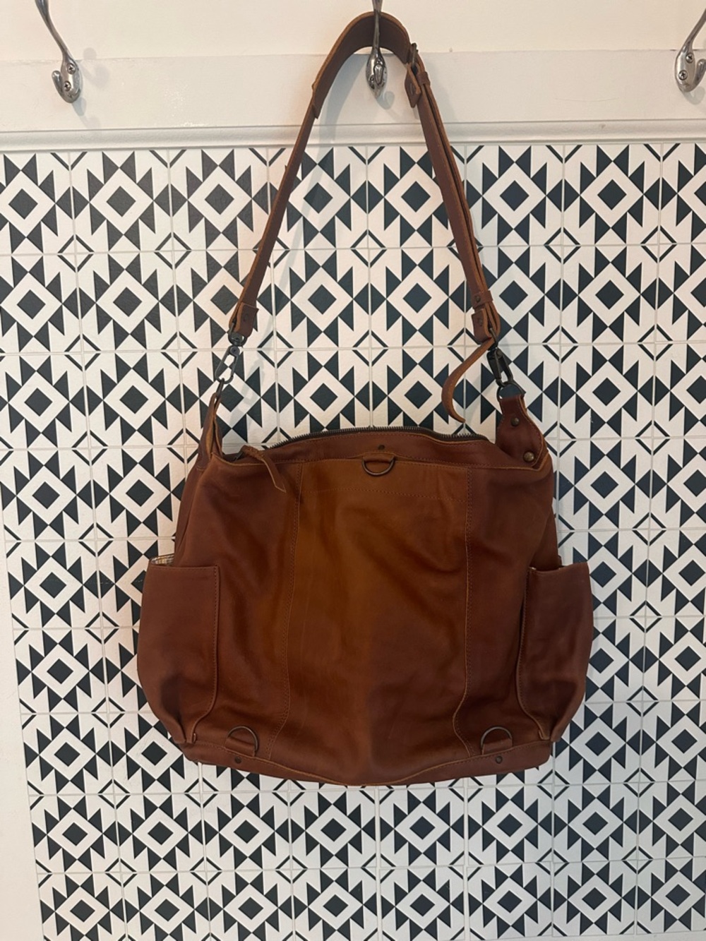 Nena & Co. Brown Leather Shoulder Bag with Mustard Embroidered Panel - Picture 4 of 6
